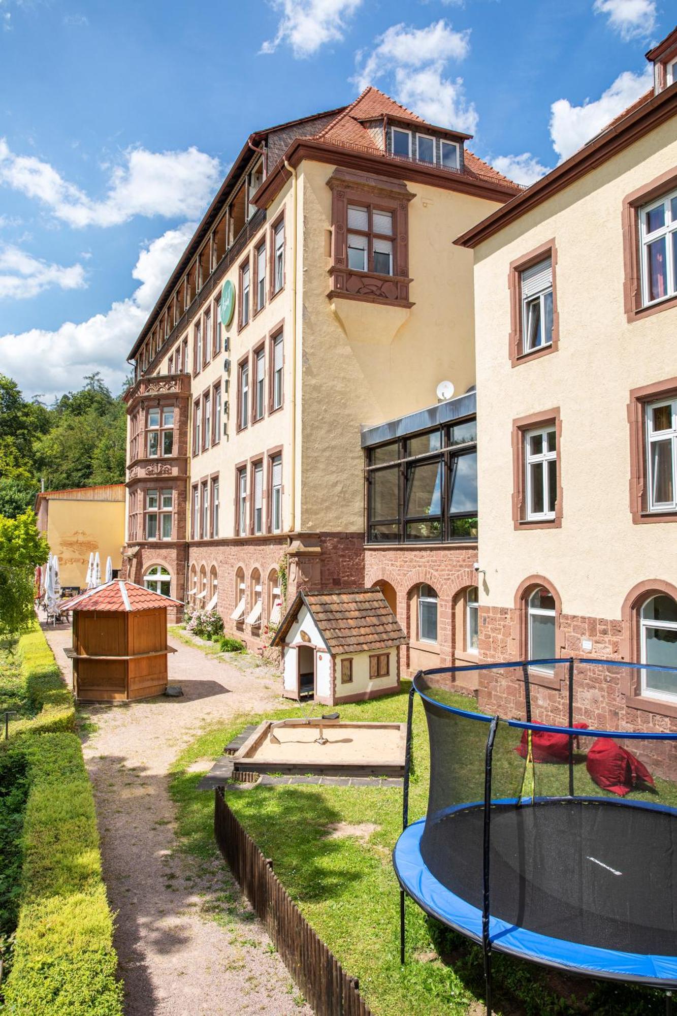 Roomingtons Hotel Franziskushoehe Lohr エクステリア 写真