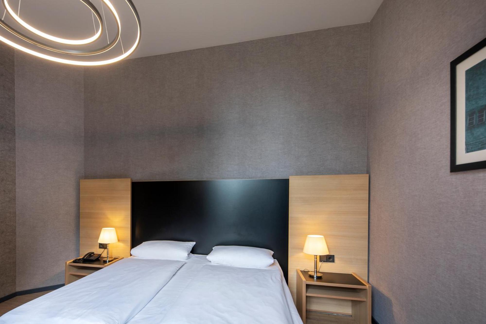 Roomingtons Hotel Franziskushoehe Lohr エクステリア 写真