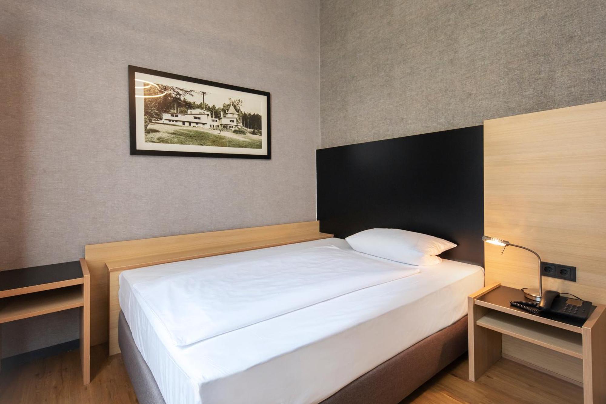 Roomingtons Hotel Franziskushoehe Lohr エクステリア 写真